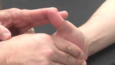 Test snage kratkog odvodioca palca